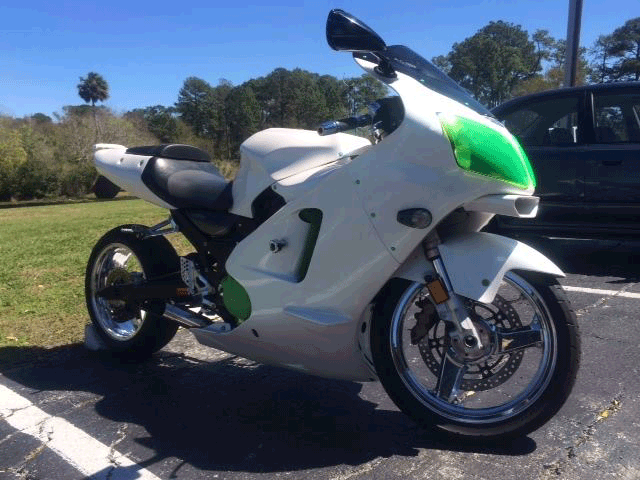 Shimmer Green Kawasaki at Daytona Bike week.
