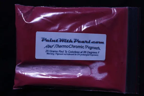 Red Thermochromic paint pigment.